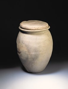 Crematie urn met rasterpatroon, van de Romeinse site in Newstead, Melrose